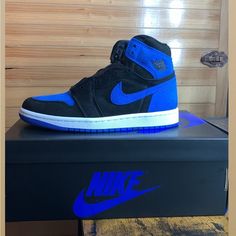 Nike Jordan 1’s Retro High Black/ Royal Blue/ White Material Is Suede Size 4y Brand New Never Been Worn Nikes For Men, Blue And Black Jordans, Royal Blue Jordans, Jordan 1 Royal Blue, Boty Converse, Nike Azul, Shoes Nike Jordan, Blue Nikes, Nike Shoes High Tops