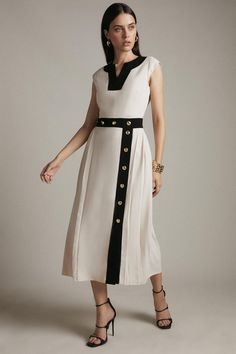 Pleated Military Button Midi Dress Superman Legacy, Button Midi Dress, Business Chic, Lois Lane, Black White Dress, Mood Board Fashion, Pleated Midi Dress, Karen Millen, Black Midi Dress