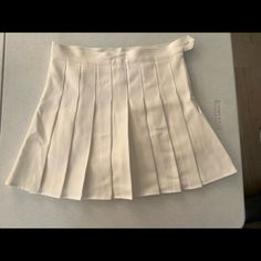 Women’s Pleated Skirt Mini Skirt White Colour Size S Pleated School Uniform Skirt, Solid Pleated School Uniform Skirt, Pleated Skirt For School Uniform, Trendy Flared School Skirt, Trendy Flared Skirt For School, Fitted Pleated School Skirt, Pleated Mini Tennis Skirt School Uniform Style, School Mini Skirt Solid Color With Lined Skirt, School Mini Skirt Solid Color Lined