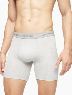 Eco-conscious with a luxurious feel, this Calvin Klein boxer brief is crafted from sustainably sourced modal with added breathability and long lasting fibers. Designed with a super soft recycled logo waistband, a sleek contoured pouch and a turnback hem for a clean finish.  Material: 87% Modal, 13% Elastane. Recycled Logo, Calvin Klein Boxer Briefs, Recycle Logo, Eco Conscious, Boxer Briefs, Swim Trunk, Calvin Klein, Long Lasting, Sleek