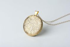 Layered and Long Locket Necklace, Gold Jewelry Gift, Gold Necklace Locket, Circle Lockets, Classic Style Sterling Silver Jewelry Gold Locket Necklace With Adjustable Chain For Wedding, Elegant Personalized Locket Necklace For Mom, Elegant Locket Necklace For Mom With Round Pendant, Elegant Round Pendant Locket Necklace For Mom, Elegant Gold Locket Necklace As Gift, Elegant Gold Locket Necklace Gift, Elegant Gold Filigree Locket Necklace, Delicate Gold Locket Necklace For Wedding, Elegant Engraved Locket Necklace For Mom