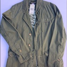 Brand New With Tags. Men’s Large Guess Brand Jacket. Distressed Look, Frayed And Miscellaneous Stitches Etc. Cool Military Style Saxon Green Color. See Photos And Please Email With Any Questions. Thanks For Checking Out The Item. Casual Green Sport Coat For Spring, Utility Long Sleeve Sport Coat For Spring, Spring Utility Sport Coat With Long Sleeves, Spring Utility Long Sleeve Sport Coat, Green Jacket Men, Guess Brand, Military Style Coats, Biker Jacket Men, Sherpa Lined Jacket