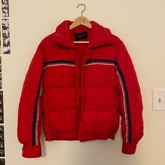 Vintage Red Ski Jacket Such An Amazing Vintage Find, And Super Warm! Perfect For Skiing Or Just Keeping Warm In The Winter Brand Is Head No Size Listed But I Would Say This Can Comfortably Fit A Size S - L Depending On Desired Fit Amazing Vintage Condition. Zipper Pull Is Missing But Can Still Be Zipped And Unzipped! Vintage Ski Outfit, Red Ski Jacket, Vintage Ski Jacket, Coats Vintage, Ski Outfit, Skiing Outfit, Vintage Ski, Snow Jacket, In The Winter