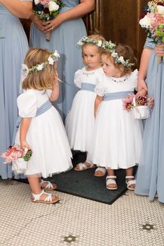 Flower Girl Ideas, Kids Wedding Hair, Kids Hairstyles For Wedding, Baby Blue Weddings, Wedding Hair Styles, Blue White Weddings, Girl Guide, Kids Wedding, Blue Themed Wedding