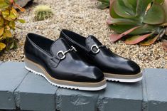 Style: 515-06-Black Handsome Calfskin slip-on Shoe from our Carrucci by Maurice collection features Horsebit detailing, full Leather Lining, a clean welt and multicolored Lightweight Rubber Sole! Cordovan Shoes, Shoe Horn, Black 13, Shoe Tree, Horse Hair, Suede Shoes, New Shoes, Slip On Shoes, Leather Shoes