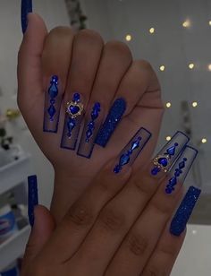 Royal Blue 15 Nails, Quinceanera Royal Blue Nails, Prom Nails Acrylic Dark Blue, Winter Nail Art Designs Classy, Dark Navy Blue Nails Acrylic, Easy Nail Designs Blue, Royal Blue And Black Wedding Theme, Long Dark Blue Nails, Royal Blue Square Acrylic Nails