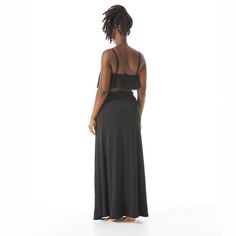 Convertible and chic, you're all set for the beach in Coco Contours Duo-Wear Sarong. Drape it around your waist as an easy swimsuit cover up, or wear it as cover up dress for vacation-ready style. The solid black colorway makes it perfect to pair with any of your swimsuit styles. Skirt Swimsuit Coverup, Sarong Swimsuit Cover, Swimsuit Styles, Skirt Swimsuit, Tie Skirt, Coverup Skirt, Swimsuit Models, Swimsuit Fashion, Swimsuit Cover