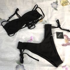 New Condition Size L Trendy Black Swimwear For Summer, Trendy Black Swimwear For Poolside, Swimsuit Black, Two Piece Swimsuit, Black Swimsuit, Womens Swim, Two Piece, Swimming, Women Shopping