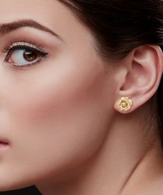 Introducing our exquisite 14K Diamond Layered Flower Post Earrings, where elegance meets botanical charm in a captivating design. Crafted with meticulous attention to detail, these stunning earrings feature a layered flower motif adorned with shimmering diamonds and intricate textures for a timeless and enchanting look. ✪ FEATURES • Crafted with premium 14K gold, ensuring durability and a luxurious finish. • Sold as a pair • Genuine conflict-free diamonds • Primary Stone Size: 2 mm • Diamond Col Elegant Rose-colored Floral Jewelry, Yellow Gold Plated Flower Earrings For Anniversary, Fine Jewelry Yellow Gold Flower Earrings, Elegant Yellow Gold Jewelry With Rose Design, Hallmarked Yellow Gold Elegant Cluster Earrings, Rose Gold 14k Gold Flower Earrings, Delicate Rose Gold Diamond Cut Earrings, Luxury Yellow Gold Flower Earrings, Luxury Yellow Gold Flower Earrings For Formal Occasions