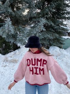 DUMP HIM Sweater Pattern - Etsy Dump Him, Crochet Mignon, Super Chunky Yarn, Pull Crochet, Knit In The Round, Bag Crochet, Knitting Ideas, Chunky Yarn, Chunky Sweater