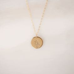 These precious birth flower necklaces are a sweet way to wear your loved ones close to you each + every day 💐 Available in 14k gold filled, sterling silver, and solid 14k gold. Waterproof and hypoallergenic jewelry, sustainably handcrafted for everyday wear by a team of female makers in our Utah studio. Everyday Charm Necklace With Birth Flower Round Pendant, Everyday Round Pendant Charm Necklace With Birth Flower, Birth Flower Charm Necklaces, Minimalist Flower Charm Necklace For Personalized Gift, Everyday Flower Necklace With Flower Charm, Everyday Flower Charm Necklace, Minimalist Birth Flower Charm Necklace For Mom, Mother's Day Flower Charm Necklaces, Flower Charm Necklace For Mom