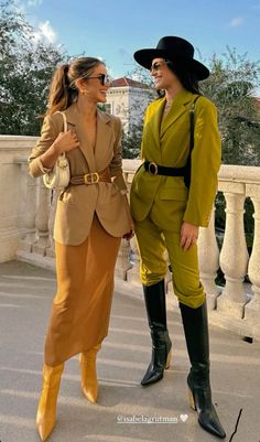 Winery Outfit Winter, Winery Outfit, Wineries Outfit, Monochromatic Outfit, Funky Outfits, Outfit Winter, Fall Street Style, Style And Grace