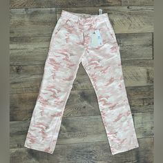 Stradivarius Pink Camo Wide Leg Cargo Pants. Nwt. Size 6. A Few Small Pen Marks. Pink Camo Pants, Wide Leg Cargo Pants, Stradivarius Jeans, Blue Flare Jeans, Slouchy Jeans, Tie Dye Jeans, Distressed Mom Jeans, High Waisted Flare Jeans, Light Jeans