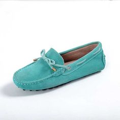 Genuine leather Women flats Handmade Casual leather shoes – lastrafashion Moccasins Women, Warm Snow Boots, Casual Leather Shoes, Women Flats, Moccasins Shoes, Leather Moccasins, Womens Tops Summer, Casual Loafers, Driving Shoes