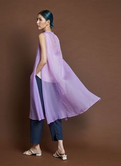 Rehearsal Dinner Outfit For Guest, Lavender Outfit Ideas, Lavender Outfits, Purple Dress Casual, Blind Hem Stitch, Lavender Outfit, Silk Organza Dress, Outfits Colorful, Color Of The Month