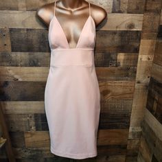 House Of Cb London Sexy Blush Pink Zip Back V-Neck Bodycon Midi Dress, Medium Chic Backless V-neck Dress For Going Out, V-neck Bodycon Backless Dress For Club, Flirty V-neck Bodycon Dress For Brunch, Fitted V-neck Backless Dress For Going Out, V-neck Party Dress With Built-in Bra, V-neck Bodycon Dress With Built-in Bra For Night Out, Backless Pink Mini Dress With Built-in Bra, Pink Backless Mini Dress With Built-in Bra, Fitted V-neck Backless Dress For Brunch