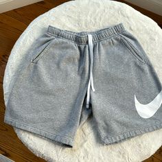 New Without Tags Nike Shorts. Sweat Pant Material. Nike Sweat Shorts Outfit, Sweat Shorts Outfit Men, Sweat Shorts Outfit, Nike Sweat Shorts, Sweat Shorts Men, Grey Sweat Shorts, Short Nike, Mens Shorts Outfits, Sweat Pant