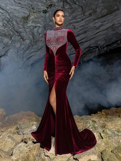 ELegant Rhinestones Detail Mock Neck Ruched Front Velvet Formal Evening Dress Burgundy Elegant,Party,Elaborate  Long Sleeve Velvet Colorblock,Graphic,All Over Print Bodycon Medium Stretch All,Fall/Winter Weddings & Events, size features are:Bust: ,Length: ,Sleeve Length: Mode Turban, Formal Evening Dress, فستان سهرة, Western Wedding, Women Formals, Winter Weddings, Bridal Gold Jewellery, Elegant Party, Fashion Mistakes