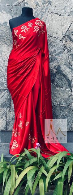 Red and Gold colur saree design with floral design. Red Semi-stitched Pre-draped Saree With Resham Embroidery, Red Silk Pre-draped Saree With Resham Embroidery, Red Silk Pre-draped Saree For Navratri, Festive Red Silk Pre-draped Saree, Red Designer Pre-draped Saree For Navratri, Red Pre-draped Designer Saree For Diwali, Designer Red Pre-draped Saree For Diwali, Red Pre-draped Saree For Designer Wear And Festive Season, Red Pre-draped Saree For Festive Designer Wear