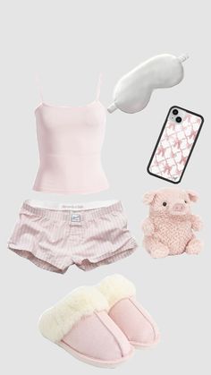 Pjs Cute, Cute Pajama, Stylish Outfits Casual, Cute Pajama Sets, Pajama Outfits, Outfit Layout, Fits Clothes