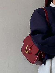 Premium Shoulder Bag Women's 2024 Korean Version Retro Burgundy Horseshoe Buckle Portable Underarm Luxury Casual Pouch Shoulder Bag, Luxury Shoulder Bag With Coin Pocket, Luxury Casual Red Shoulder Bag, Luxury Red Casual Shoulder Bag, Spring Retro Shoulder Bag, Luxury Retro Pouch Shoulder Bag, Red Messenger Bag, Business Casual Womens Fashion, Adjustable Strap Bag