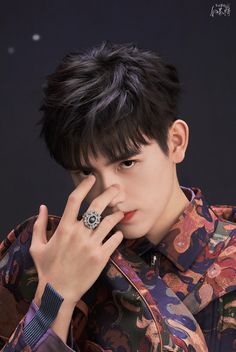 Daily dose of Chen Feiyu🌙 on Twitter: "✨ #ChenFeiyu #陈飞宇 #ArthurChen… " Girl Crush Fashion, Waterfall Photography, Cha Eun Woo, Daily Dose, Taiwan, The Conversation, Drama