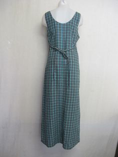 "Summer Sleeveless Plaid Dress Maxi shift dress Cool and comfy ~ Smart and Simple Gorgeous Linen/Cotton fabric...high quality JLNY Casual elegance Medium 40\" bust 15\" shoulder 38\" waist 44\" hip 52\" long Get out your sandals!" Green Sleeveless Lined Maxi Dress, Casual Cotton Sleeveless Lined Dress, Sleeveless Lined Cotton Dress, Plaid Sleeveless Lined Dress, Sleeveless Cotton Maxi Dress With Lining, Sleeveless Plaid Retro Dress, Plaid Cotton Sleeveless Dress, Casual Plaid Sleeveless Dress, Casual Fitted Sleeveless Lined Dress