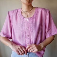 Vintage Pink Blouse Vintage Top 90s Blouse Buttoned Down - Etsy Portugal Pink Embroidered Button-up Blouse, Pink Floral Embroidered Blouse For Daywear, Pink Button-up Tops With Floral Embroidery, Pink Embroidered Tops For Daywear, 90s Blouse, Light Pink Blouses, Long Vests, Oversized Blouse, Pink Blouse