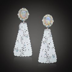 Robert Pelliccia Opal Ice Jade Diamond Earrings Wire Jewelry Ideas, Homemade Jewelry Ideas, Jewelry Ideas Diy, Jewelry Storage Ideas, Drop Diamond Earrings, Pave Jewelry, Jewerly Designs, Carved Jade, Aquamarine Earrings