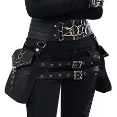 GEARDUKE Halloween Retro Gothic Rock punk Leather Cosplay Belt waist Chest bag.  "This pin contains affiliate links, which means I may earn a commission at no cost to you extra for you". 
 #affiliate #advertising" Steampunk Mode, Celana Jogger Wanita, Moda Steampunk, Mode Steampunk, Gothic Bag, Leg Bag, Black Clothing, Retro Mode, Estilo Punk