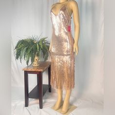 Rose Gold Sequined Fringe Party Dress. Forever 21. One Small Section Of Fringe Is Longer Than The Others But Not Noticeable When Fringe Is Swinging. Easily Fixed If Interested. Pink Sequin Midi Dress For Party, Summer Prom Party-ready Dress, Party-ready Summer Prom Dress, Spring Sequin Midi Dress For Prom, Pink Midi Dress For Party During Prom Season, Pink Sequin Midi Dress For Party Season, Glamorous Pink Midi Dress For Night Out, Party-ready Sequin Dress For Date Night In Spring, Summer Party Midi Dress With Sequins