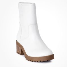 White, Boots, Pull On, Round Toe, Faux Leather, Lined, Zipper, Shearling, 2” Block Heel, Piper Lug, Comfort Footbed, Manmade Materials. Size 8, New. White Faux Leather Mid-calf Boots For Fall, White Boots With Faux Fur Lining For Fall, White Faux Fur Lined Boots For Fall, Synthetic Boots With Faux Fur Trim For Fall, Fall Boots With Faux Fur Trim And Synthetic Material, White Mid-calf Boots For Winter, Faux Leather Boots With Faux Fur Lining For Fall, Fall Faux Leather Boots With Faux Fur Lining, 2 Block