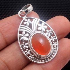 Elegant Natural Carnelian Oval Shape Gemstone Stylish Pendant - 925 Sterling Silver Handmade Designer Pendant Jewelry Length 1.7" -ap3382 ( Stamped 925)MATERIAL - 925 STERLING SILVERGEMSTONE -  CarnelianPENDANT SIZE - 1.7" SHAPE - OvalPENDANT WEIGHT - 7 GRAMSSTONE SIZE - 15 x 10 MM Silver Earrings Aesthetic, Pretty Earrings Dangle, Soldered Jewelry, Valentines Bracelets, Unique Pendant Necklace, Carnelian Pendant, Irish Jewelry, Pretty Pendant, Sterling Silver Jewelry Handmade