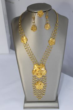 75.50 grams Gold Necklace Set 20 Grams, Bollywood Style Gold Plated Necklaces, Bollywood Style Gold Plated Necklace Gift, Turkish Long Necklace Gold, Bollywood Style Yellow Gold Plated Jewelry Sets, Luxury 22k Gold Bollywood Necklace, Long Gold Necklace, Starry Night Painting, Long Flowers