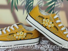 Welcome to my shop. The shoes in the picture are Yellow. If the shoe itself does not have a date and name, there is an additional $10 embroidery fee for adding the date and name separately, plus there will be a fee for adding embroidery or changing the embroidery pattern, changing the color of the embroidery pattern etc. . depending on the difficulty, please contact me with your design (in the color and pattern you want) and I will be happy to help you design your perfect I will be happy to desi Vintage Embroidered Low-top Sneakers, Vintage Sneakers With Embroidered Logo For Spring, Vintage Summer Sneakers With Round Toe, Vintage Round Toe Sneakers For Summer, Low Top Converse, Run With Me, Shoes Converse, Baby's Breath, Womens Tie