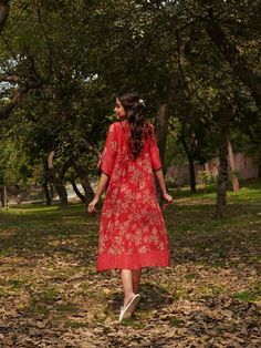 Signature floral flowy print dress with pretty thread embroidery Fabric: Handwoven Mal Cotton Silk Color: Red Embroidery Details: Thread embroidery Note: Wash Care - Dry clean only The product will be shipped within 20-25 days of order placed Measurement: Kurta / Dress / Top Standard Body Measurement ( in Inch) Size Bust Waist Hip Shoulder Armhole Sleeve Length XS 34 32 36 14 16.5 16 46 S 36 34 38 14 17 16 46 M 38 36 40 15 17.5 16 46 L 40 38 42 15.5 18.5 16 46 XL 42 40 44 16 19.5 16 46 XXL 44 42 Kurta Dress, Body Measurement, Red Embroidery, Silk Floral Dress, Thread Embroidery, Embroidery Fabric, Dress Top, Embroidery Details, Best Deal