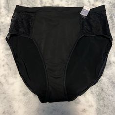 Size Xl/8 Stretch Shapewear Bottoms For Night Out, Black Shaping Bottoms For Loungewear, Black Stretch Full Coverage Bottoms, Black Stretch Brief Bottoms, Elegant Full Coverage Black Bottoms, Elegant Black Full Coverage Bottoms, Black Full Coverage Shapewear Bottoms, Black Shapewear Briefs, White Bikinis