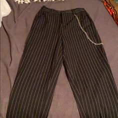 Brand New Xs Black&White Striped Trouser Pants Chic Forever 21 Pants For Night Out, Trendy Forever 21 Pants For Night Out, Black And White Striped Trousers, White Striped Trousers, Forever 21 Black Dress, Striped Trousers, Plaid Dress Pants, Black And White Pants, Floral Trousers