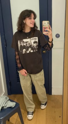 Nirvana V1 T Shirt Easy 30 day return policy Outfit Ideas With Khaki Cargo Pants, Lesbian School Outfits, Outfit Inspo Graphic Tee, Grunge Lesbian Outfit, Cargo Pants Outfit Grunge, Create Your Style Aesthetic, Outfits Con Cargo Pants, Lesbian Outfits Aesthetic, Lesbian Outfits Summer