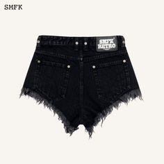 SMFK WildWorld Black Stray Shorts Jeans Size Chart (CM) Waist Hip Length S 65 89 21.5 M 68 92 22 L 71 95 22.5 Material: 100% Cotton Shorts Jeans, Jeans Size Chart, Hip Length, Clothing Women, Women Clothing, Jean Shorts, Jeans Size, Size Chart, Clothes For Women