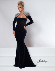 This jaw-dropping pageant gown is a WINNER! This gorgeous velvet gown and crystal covered bolero is unbelievable, add the detachable charmeuse cape and you will be unstoppable on and off the stage. Dress Crystal, Johnathan Kayne, Glamorous Evening Dresses, Velvet Evening Dress, Be Unstoppable, Pageant Gown, Plastic Dress, Velvet Gown, Unique Prom Dresses