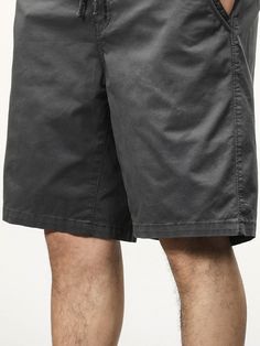 Crafted from luxe Cotton and Spandex, these Loose Casual Cargo Shorts feature a solid pattern and mid-waist silhouette, completed with a stylish drawstring closure. DETAILSMaterial: Cotton, SpandexPattern Type: SolidWaist Type: MidClosure Type: Drawstring Green And Khaki, Solid Pattern, Dark Black, Cargo Shorts, Army Green, Spandex