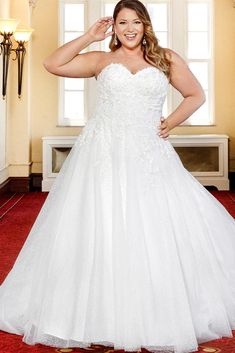 Michelle Bridal For Sydney's Closet MB2313 A-Line Floral Lace Clear Sequins Clear Bugle Beads Lace Appliques On Soft Bridal Tulle Textured Glitter Net Satin Sweetheart Neckline Detachable Drape Sleeves Plus Size "Guinevere" Bridal Gown. Michelle Bridal's MB2313 "Guinevere" gown is perfect for the plus size bride. Featuring a flattering A-line shape, constructed with soft bridal tulle, glitter net, and satin; this dress is adorned with floral lace appliques, clear sequins, and bugle beads. The sw Tulle Texture, Plus Size Bride, Unique Prom Dresses, Ball Gown Skirt, Drape Sleeves, Bugle Beads, Bridal Gown, Beaded Lace, Lace Applique