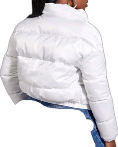 Trendy White Puffer Jacket With Long Sleeves, Casual White Puffer Jacket With Padded Collar, Trendy White Puffer Jacket For Cold Weather, Trendy White Hooded Puffer Jacket, Casual Winter White Puffer Jacket For Spring, Trendy Winter White Puffer Jacket For Spring, The Super Puff Aritzia, Aritzia Puffer Jacket, Super Puff Aritzia