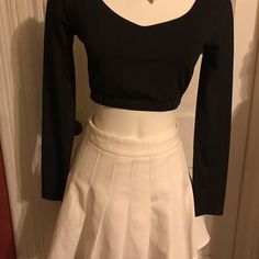 2 Pc Cute Casual Outfits ( Electric Splits White Skirts And Nlk. Tops. Great Condition Clean And Smoked Free. Measurements: Size 2 Tops : It’s Stretchable Fabric Materials Length: 13” Long Wide: 13” Shoulder:14” Sleeves: 22” Bustline: 32 Skirts: Length: 15” Long Waistline: 26” White Cotton Mini Skirt For Fall, Fitted Cotton Skort For Night Out, White Fitted Skort For Fall, Fitted White Skort For Fall, White Stretch Mini Skirt For Fall, Fitted Cotton Tennis Skirt For Fall, Fitted White Tennis Skirt For Fall, White Cotton Skort For Fall, White Tennis Skirt For Fall