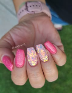 Follow me on Instagram Nailspluslove These glow bubble gum Nail Ideas Barbie Pink, Birthday Themed Nails, Barbie Theme Nails, Bubble Gum Pink Nails Acrylic, Cute Dip Powder Nails Summer, Bubble Gum Nails, Barbie Themed Nails, Bubble Gum Pink Nails, Barbie Inspired Nails