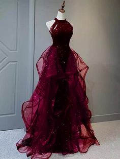 Dark Red Prom Dresses, Halter Evening Dress, Moda Aesthetic, Long Party Dress, Dress Wine, Fashion Fantasy, 파티 드레스, Dark Wedding, Chique Outfits