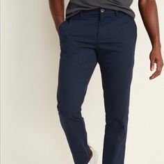 Old Navy. Brand New Condition. Navy Blue. Size 28x32. Dark Khaki Pants, Old Navy Cargo Pants, Navy Pants Men, Grey Pants Men, Grey Chino Pants, Slim Pants Men, Black Chino Pants, Light Blue Pants, Mens Chino Pants