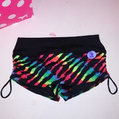 Victoria Secret Pink Shorts Gym To Swim Black Colorful Zebra Stripe Side Scrunch Activewear New With Tags *Bundle To Save Chavonne11 102120 Small Large Sporty Fitted Shorts With Tie-side Bottom, Sporty Stretch Shorts With Tie-side Bottom, Workout Bottoms With Built-in Shorts And Tie-side, Workout Bottoms With Built-in Shorts And Tie-sides, Workout Tie-side Bottoms With Built-in Shorts, Elastic Workout Bottoms For Summer, Casual Yoga Shorts With Drawstring, Casual Drawstring Yoga Shorts, Summer Multicolor Tie-side Bottoms