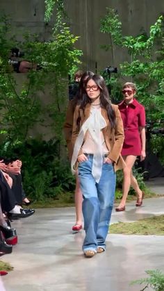 Ss2023 Street Style, Gucci Resort 2025, Gucci Cruise 2025, Fashion 2025 Trends, Trend 2025 Fashion, 2025 Trends Fashion, Trends 2025 Fashion, Gucci Style Outfit, Spring 2025 Fashion Trends